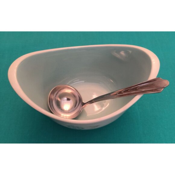 Vintage Taylor Smith Taylor Ever Yours Boutonniere Mid-Century Ceramic Gravy Bow - Picture 3 of 6